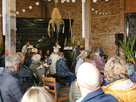 Ökumenischer Familiengottesdienst zum Erntedankfest (Foto: Karl-Franz Thiede)